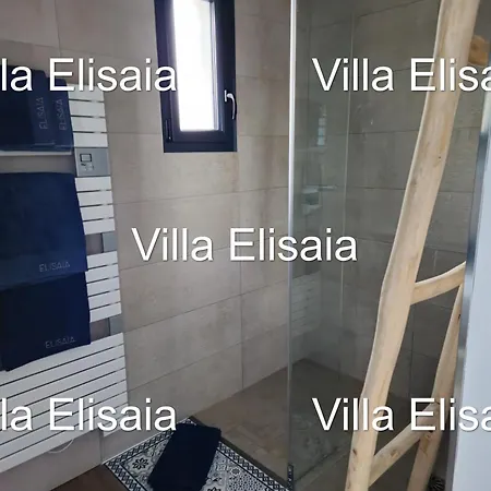 Apartment Climatise Elisaia Location De Meubles De Tourisme Ares