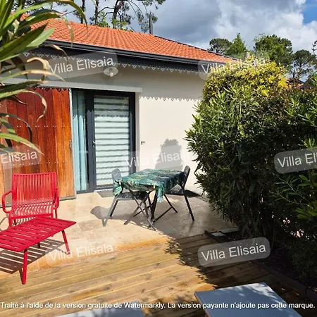 Apartment Climatise Elisaia Location De Meubles De Tourisme Ares