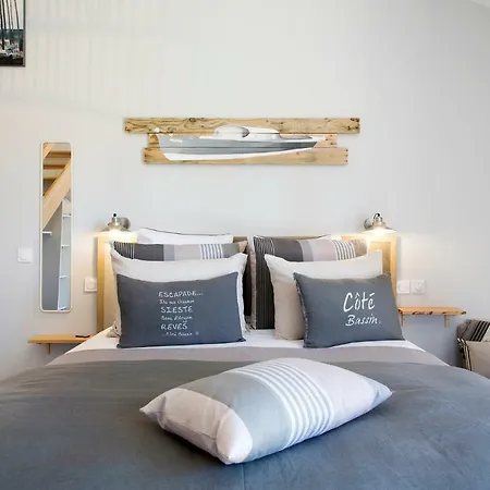 Apartment Climatise Elisaia Location De Meubles De Tourisme